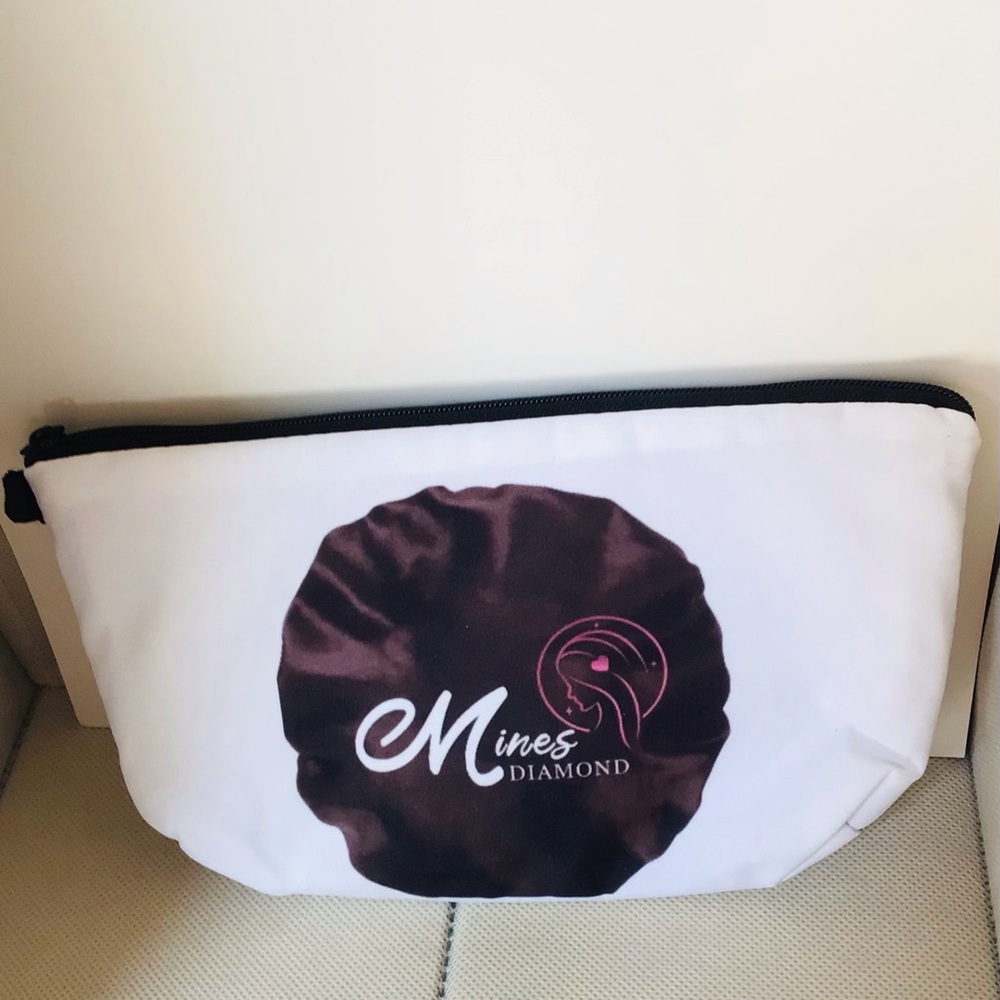 Mines Diamond Very Nice Light Traveling Bag Used For Your Phone Or Makeup